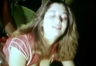 Vintage interracial porn - pale prudish pussy teen copulates unconscionable guy