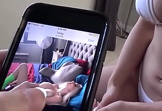 Sneaky brother blackmails big sister - skylar vox family therapy