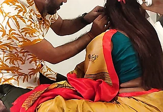 A personal secretary submitted to their way boss, Newly introducing Sunidhi is Secretary, Rahul heavy wheel