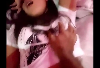 Me cojo a mi Sobrinastra favorita, la pendeja tiene un enorme culo y una voz de putita primera parte