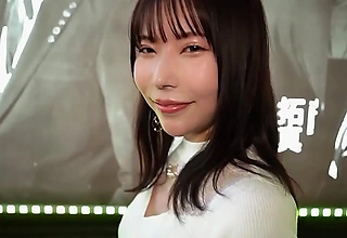 パート1【淫らなテクでち○ぽの射精感を煽りまくる爆乳痴女妻】『アルバイトじゃなくてペットとしてお給仕してほしいな...///』持て余す性欲を満たすため雇った年下君を完全ペット化...！！