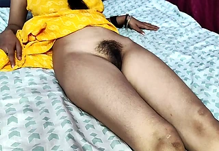 Aunty Ne Tel Malish Ke Bahane Se Gaand Marwai