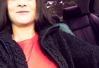 Super Risky & Naughty Car Sex: Hot Brunette Babe